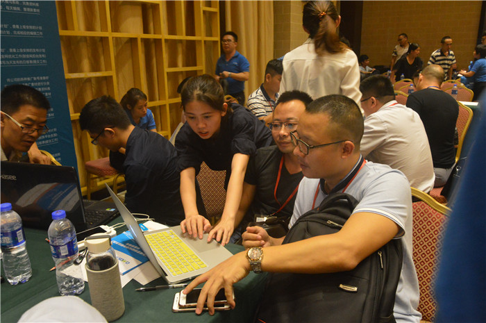 網(wǎng)絡(luò)營(yíng)銷總裁培訓(xùn)