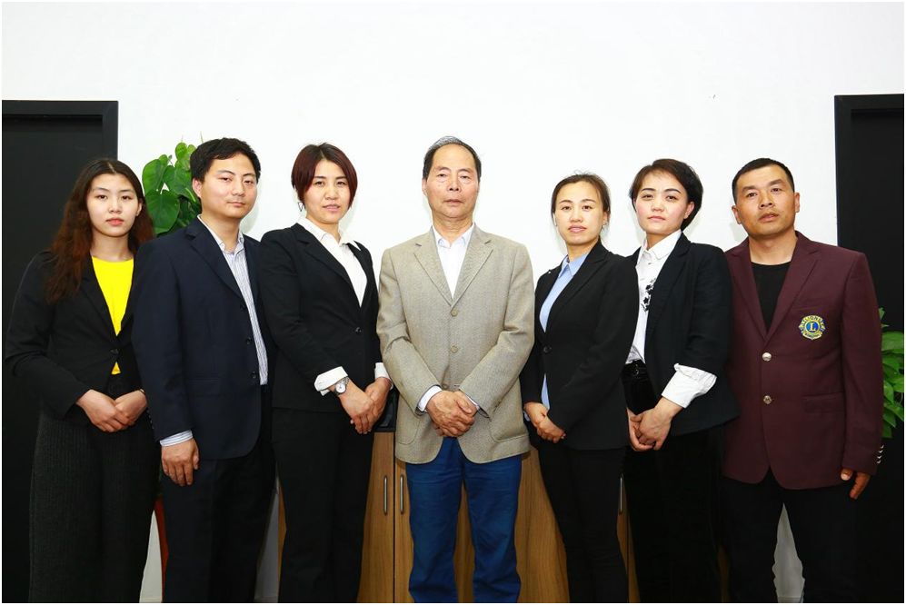 劉艷秋和她的團隊